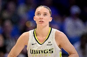 ?半场22分生涯新高！状元佩奇连续伤缺4场后复出 状态火热！