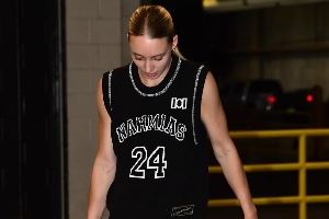 WNBA状元佩奇晒照?NBA众多单身汉点赞：布克、普尔、雷霆三人~